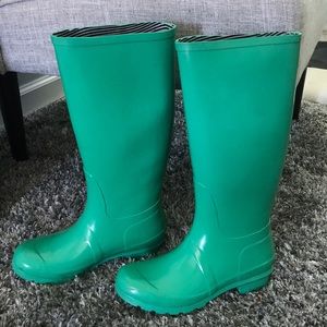 Rain boots